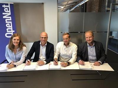 Nord Energi og Norlys-ejede Stofa underskrev fredag en samarbejdsaftale, som p sigt skal give Stofa mulighed for at levere indhold og produkter til kunder p det nordjyske energiselskabs fibernet
